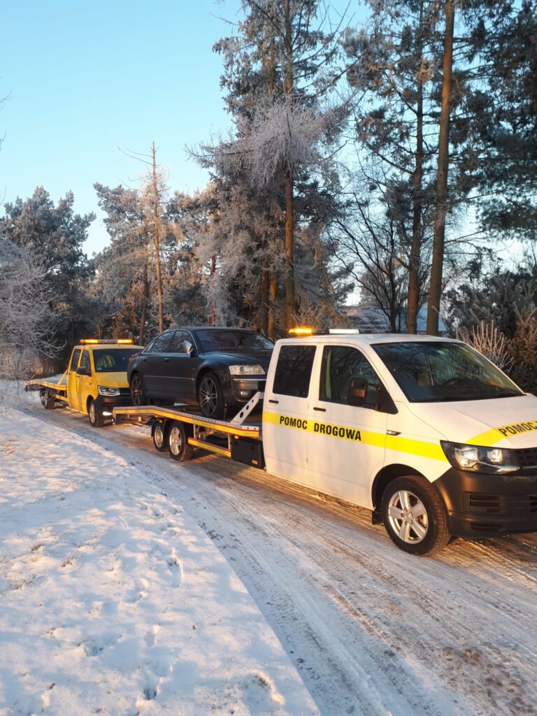 Laweta Świecko transportuje uszkodzone i sprawne pojazdy do Niemiec i Polski, zapewniając profesjonalne i szybkie holowanie.